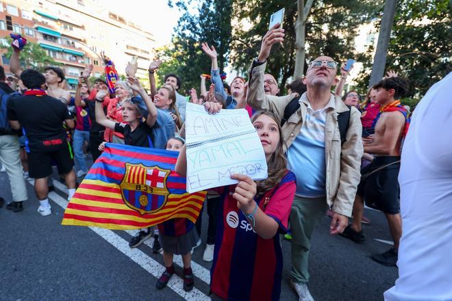 ¡De locos! Las mejores imágenes de una ciudad entregada al Barça