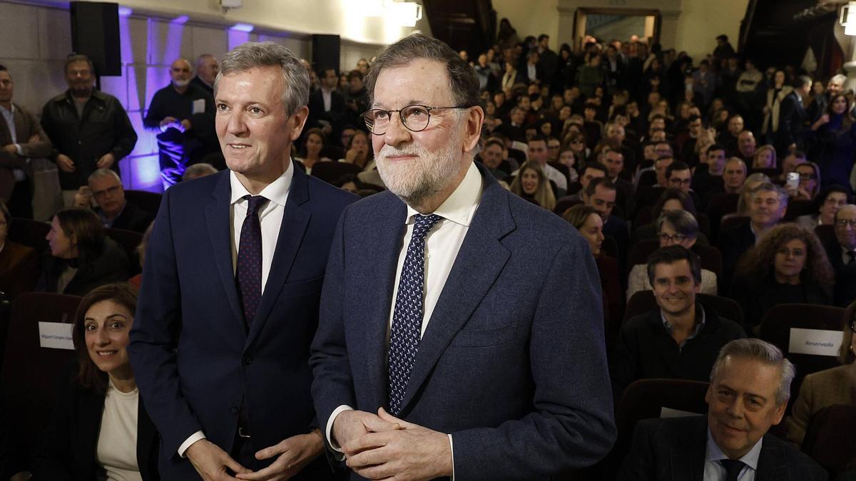 LIBRO RAJOY SANTIAGO | Mariano Rajoy, en Santiago: «Nací aquí, estudié aquí y mi carrera política empezó aquí» LIBRO RAJOY SANTIAGO | Mariano Rajoy, en Santiago: «Nací aquí, estudié aquí y mi carrera política empezó aquí»