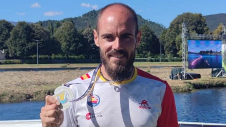 Belén Sánchez, Javier Pedruelo y José Luelmo abren con medalla el Mundial de Maratón para veteranos de piragüismo