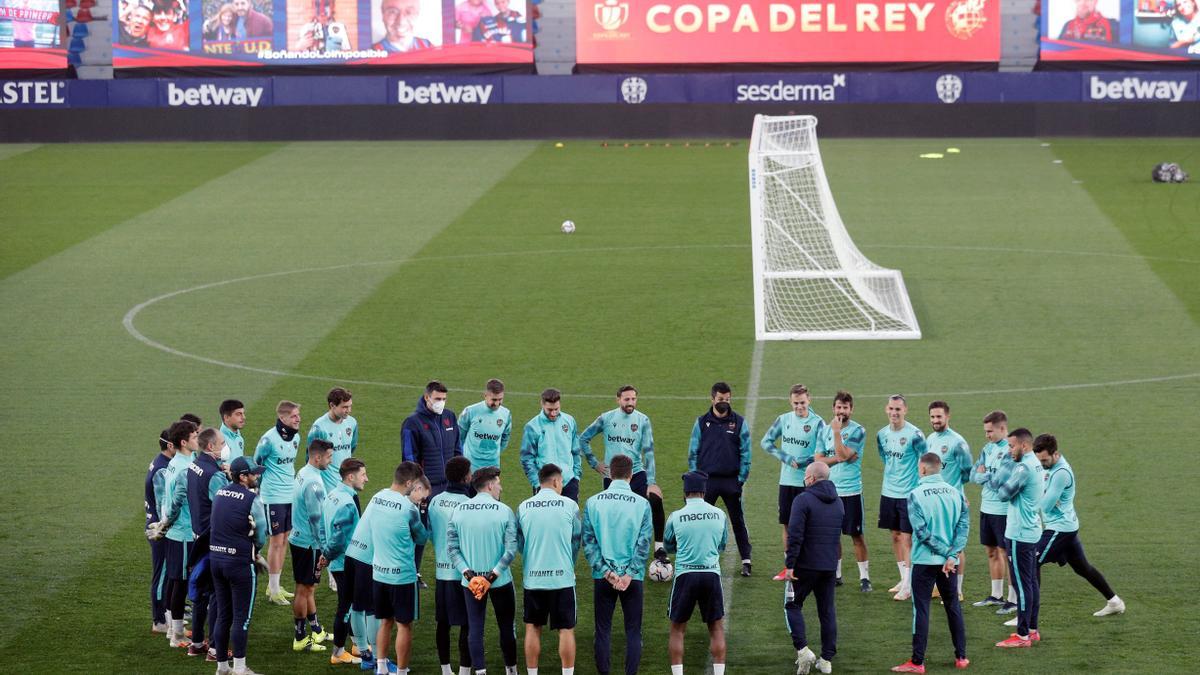 Entrenamiento Levante UD