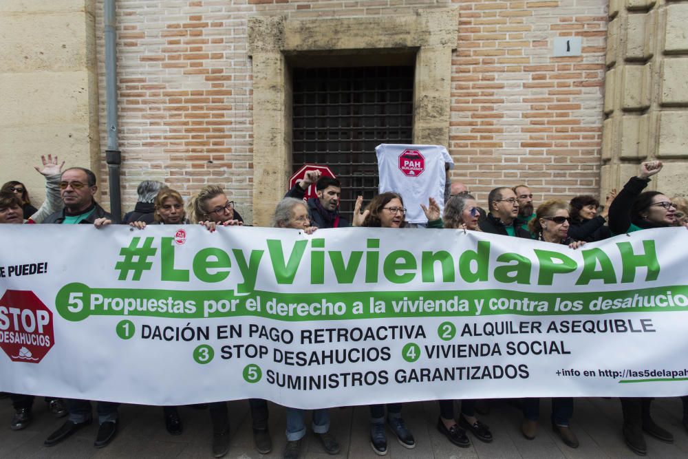 Protesta de la PAH ante el fallo del Supremo.