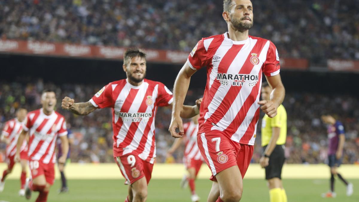 Stuani celebra un dels gols del Girona en l'empat al Camp Nou del 2018 (2-2)