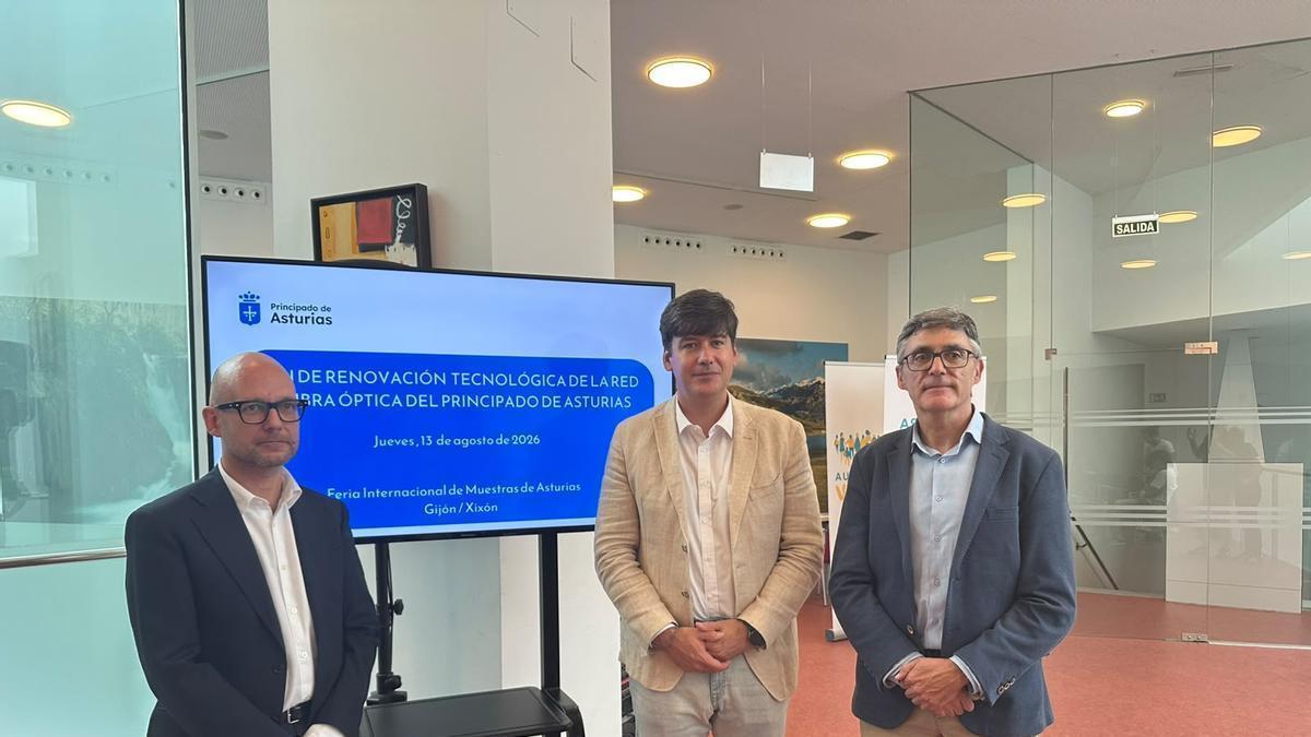 Por la izquierda,Iván Aitor Lucas, Borja Sánchez y Luís González.