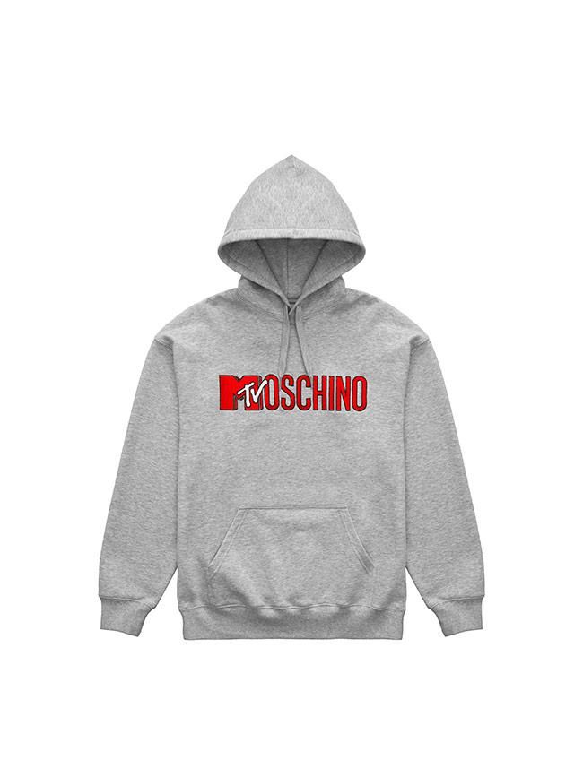 Todas las imágenes de la colección de Moschino x H&M: sudadera gris logo rojo
