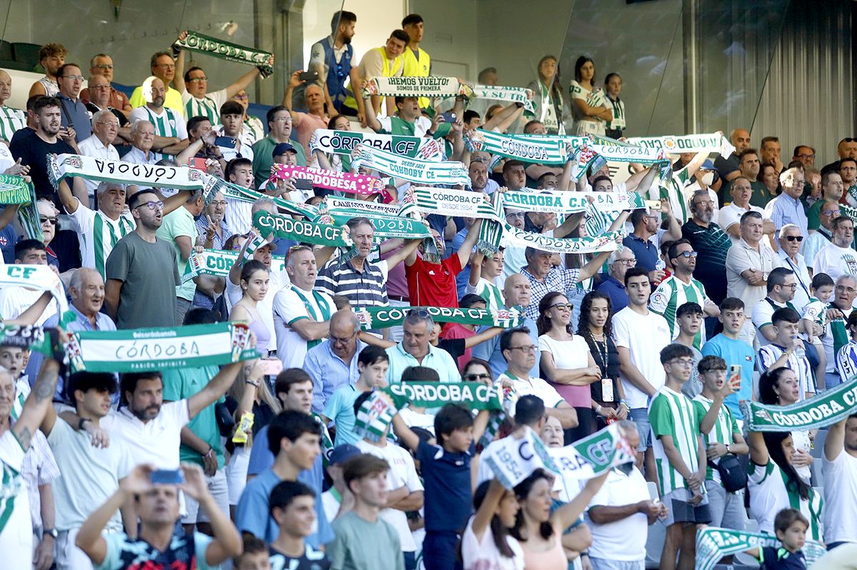 Las imágenes del Córdoba CF - Fuenlabrada