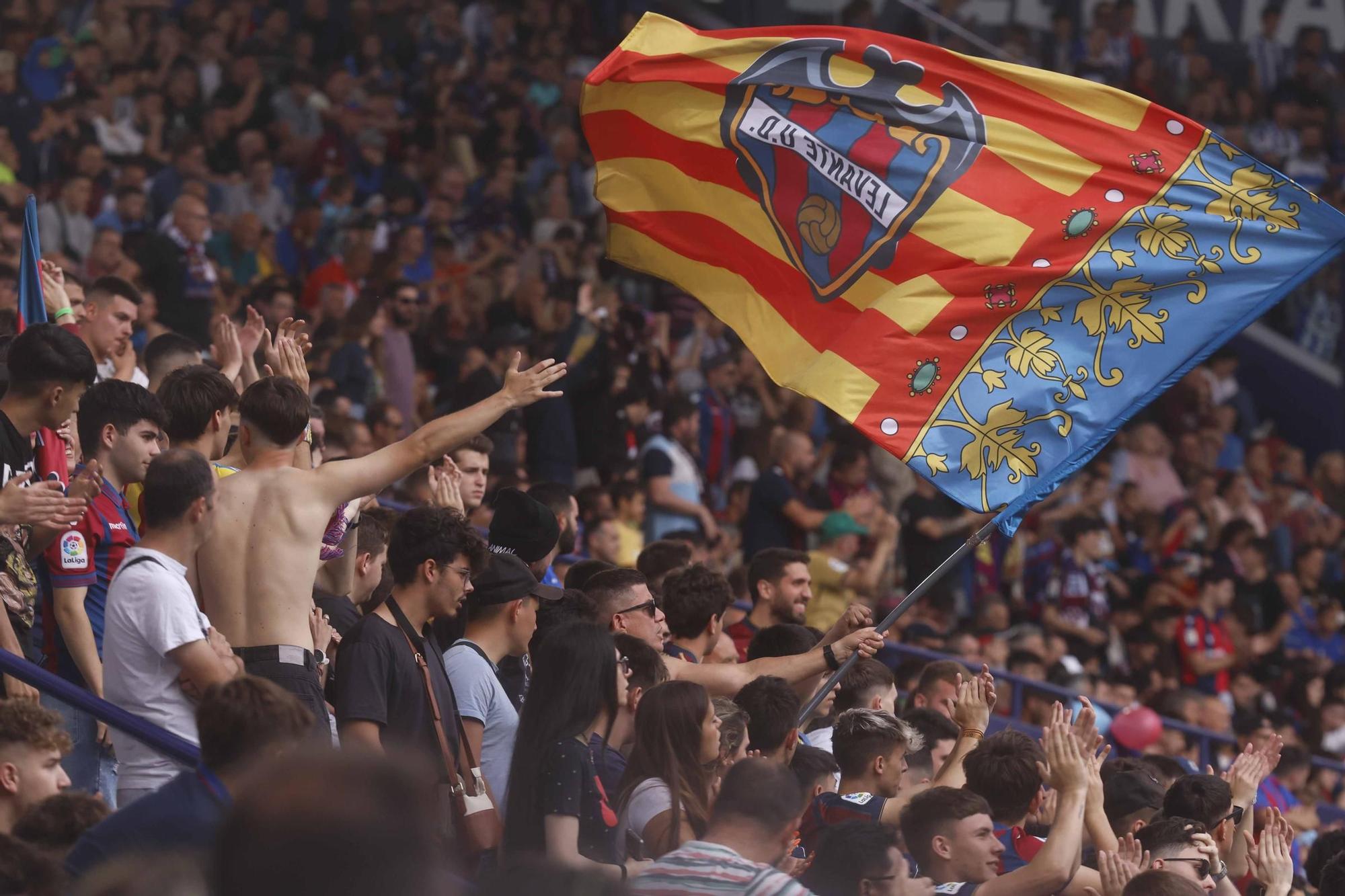 Las mejores imágenes del Levante UD - Deportivo Alavés