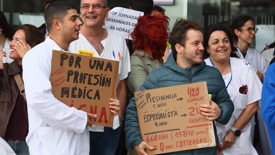 Disparidad sobre el seguimiento de la huelga de médicos en Asturias: el 60% según los sindicatos; el 11% según el Sespa