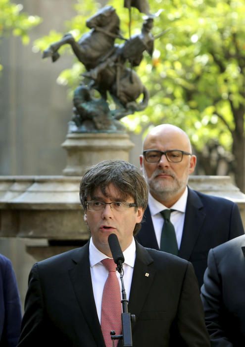 Puigdemont fixa la data i la pregunta del referèndum