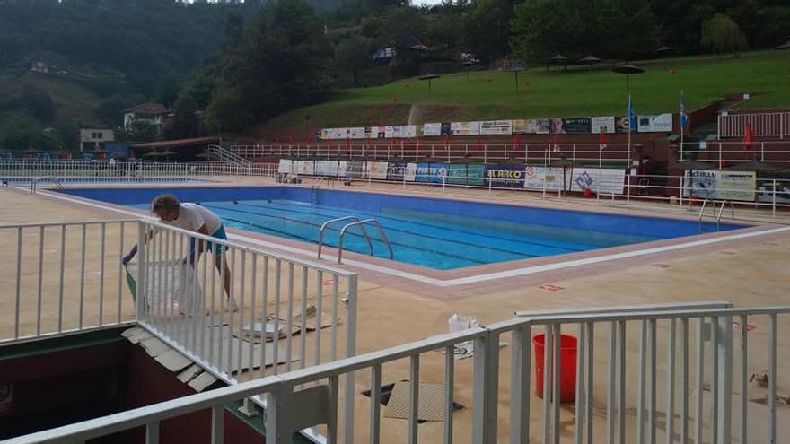 La piscina de Turón abre el sábado sus puertas