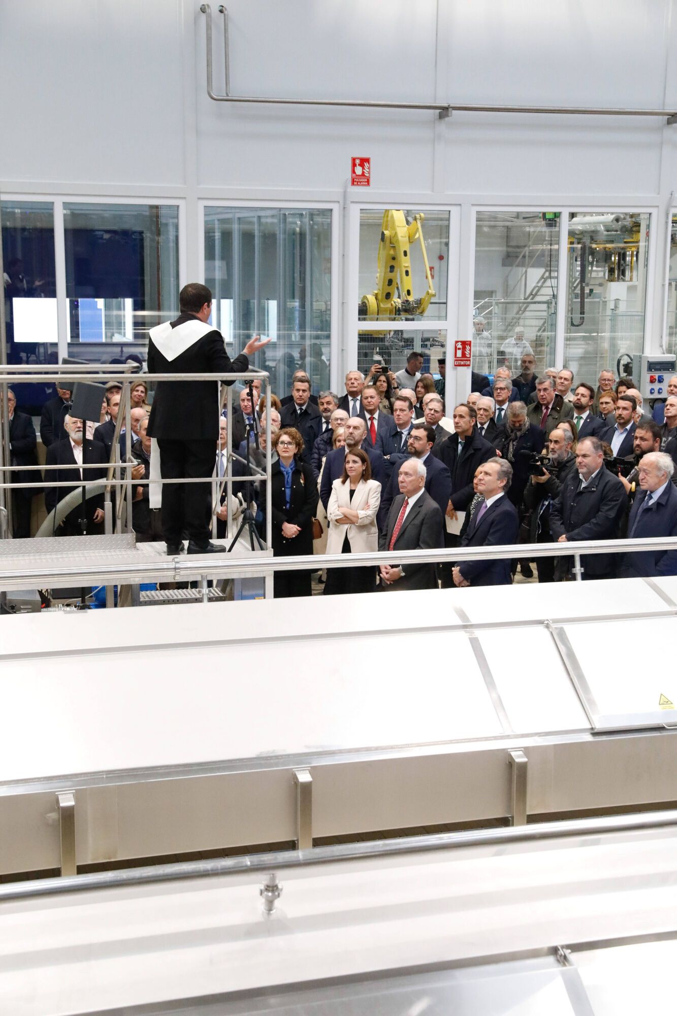 EN IMÁGENES: Inauguración de la nueva planta de Reny Picot en Anleo (Navia)