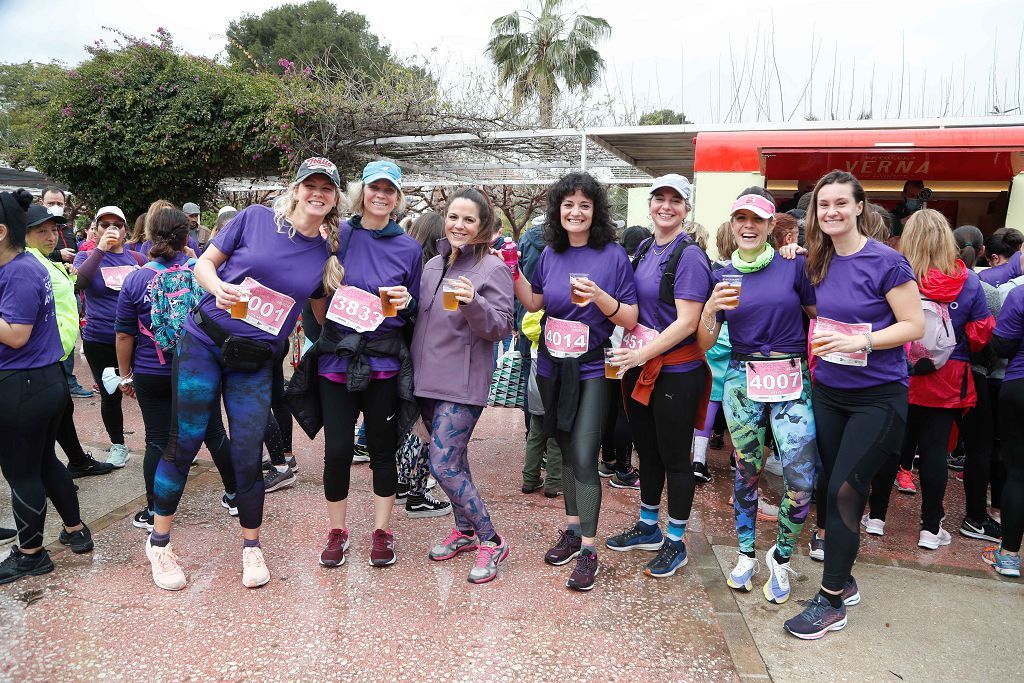 Carrera de la Mujer Murcia 2022: las participantes posan en el photocall