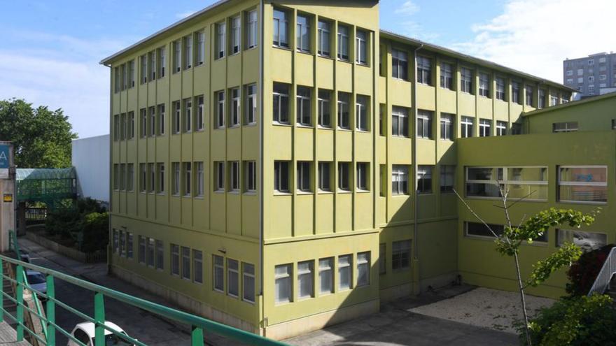 El instituto Agra do Orzán. |  Carlos Pardellas