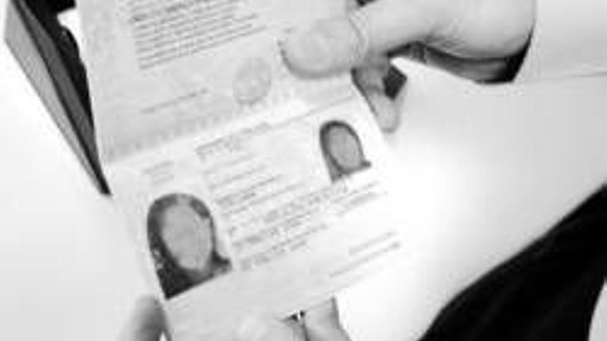 España, nuevo mercado para el tráfico de pasaportes falsos