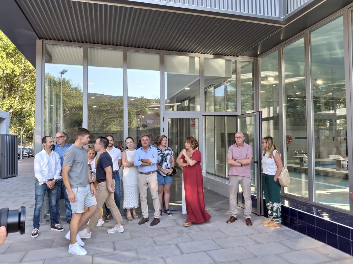 Día histórico en Xàbia: abre la piscina climatizada tras más de 20 años de reivindicarla (imágenes)