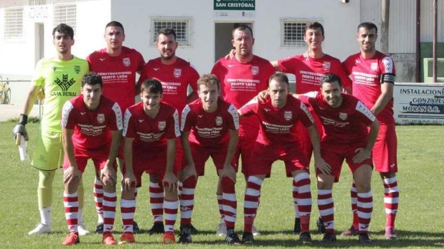 Equipo inicial del Ciudad de Benavente. | Cedida