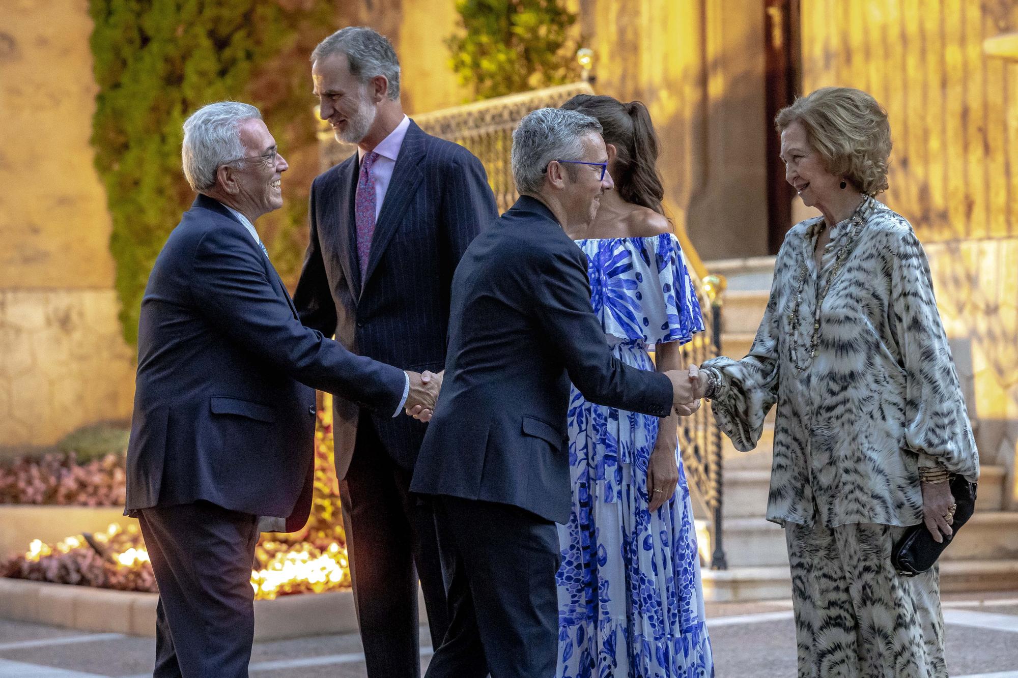 Los Reyes abren un verano más el Palacio de Marivent para recibir a la sociedad balear