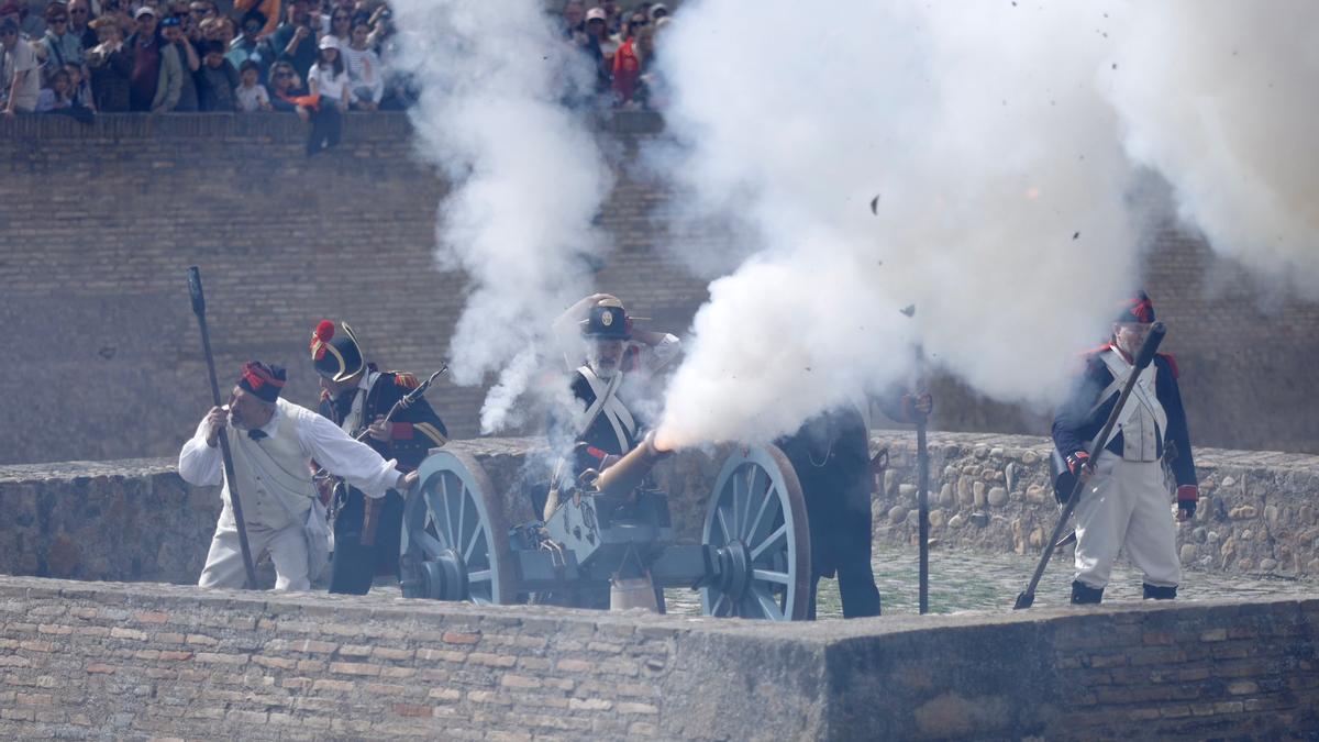 EN IMÁGENES | Así ha sido la recreación de la batalla del Segundo Sitio de Zaragoza