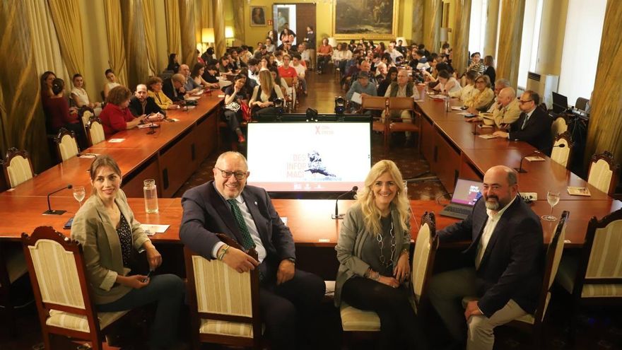 La Universidad de Córdoba aborda en un congreso el &quot;peligro real&quot; de la desinformación