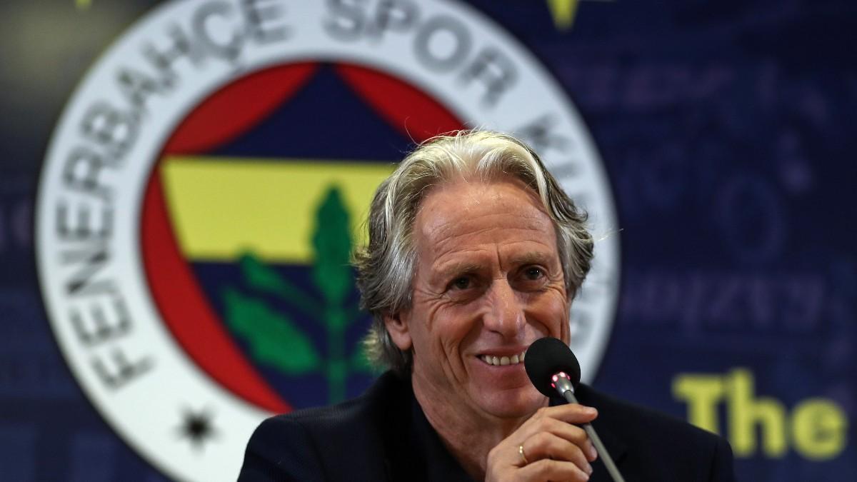 Jorge Jesus en su presentación con el Fenerbahçe