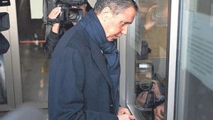 Zaplana va contractar en negre una assistenta per 500 euros al mes en un pis d’1,6 milions