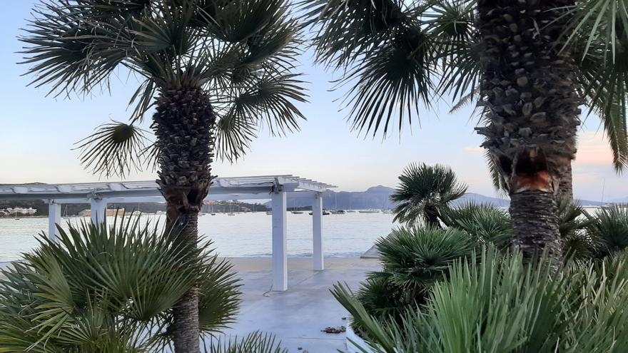 Port de Pollença - ein Urlaubsort auf Mallorca im Winterschlaf