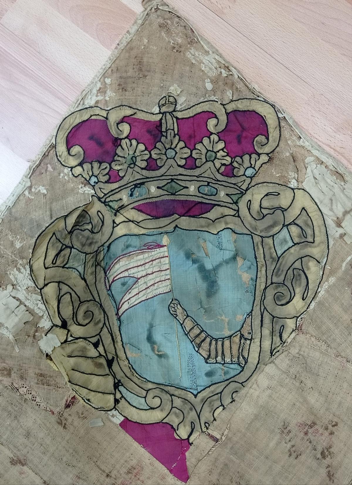 Escudo de Zamora que se conserva en la antigua enseña