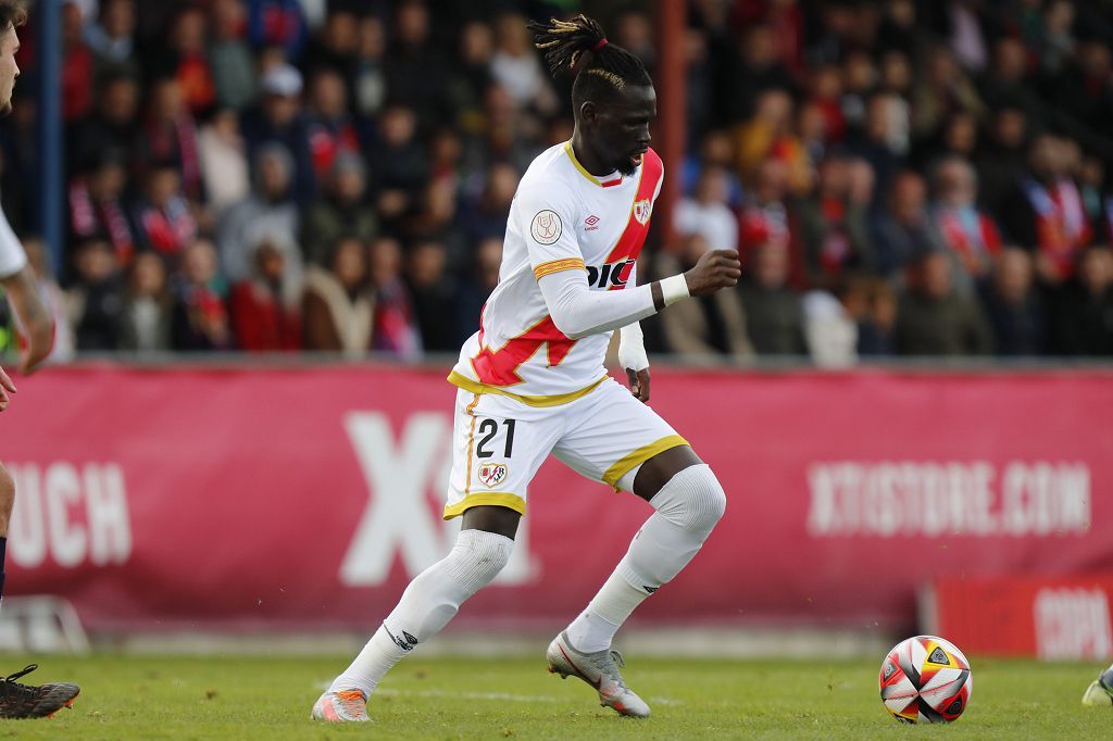 Encuentro de Copa del Rey entre el Rayo Vallecano y el Yeclano, en imágenes