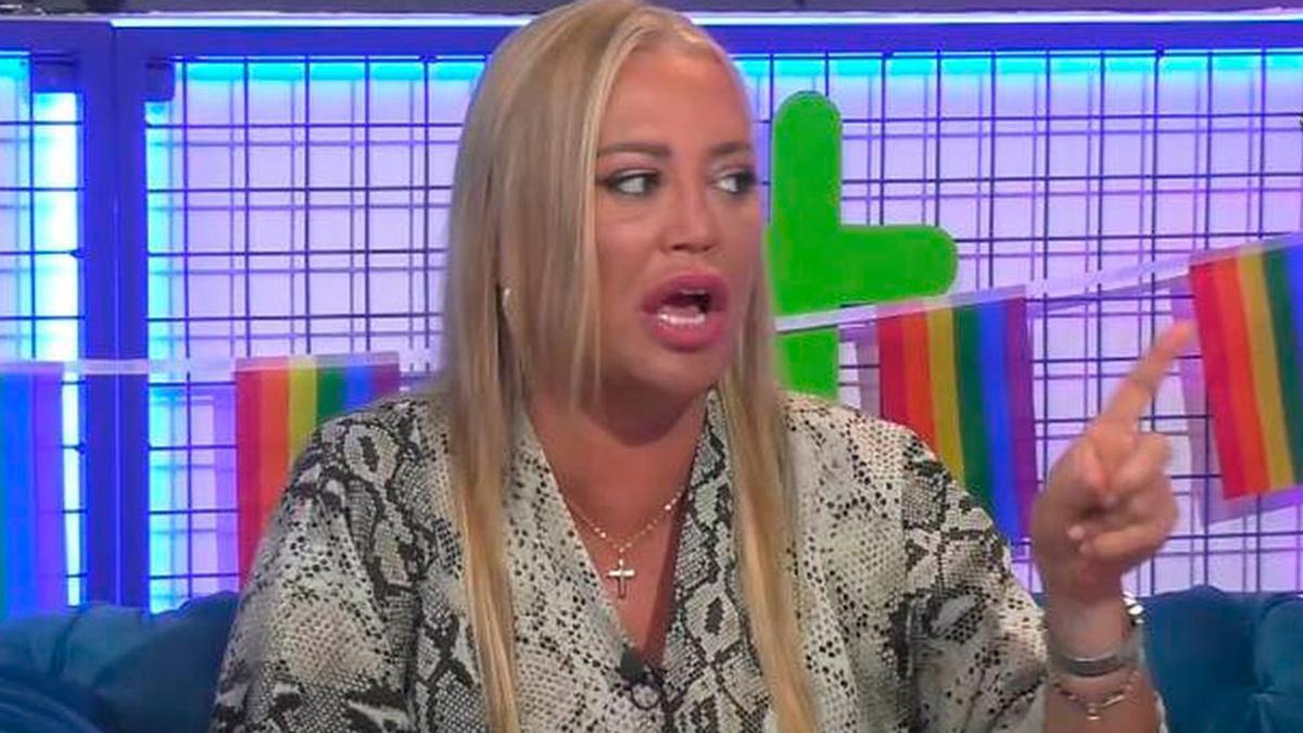 Belén Esteban habla de sus problemas económicos en directo: "470.000 euros".