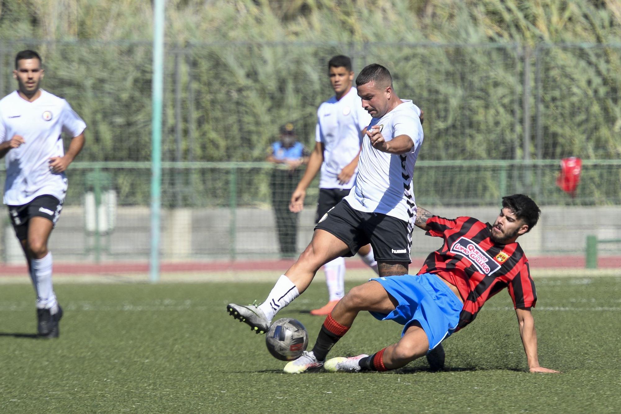 Partido entre el Arucas y el Unión Viera, de Tercera División