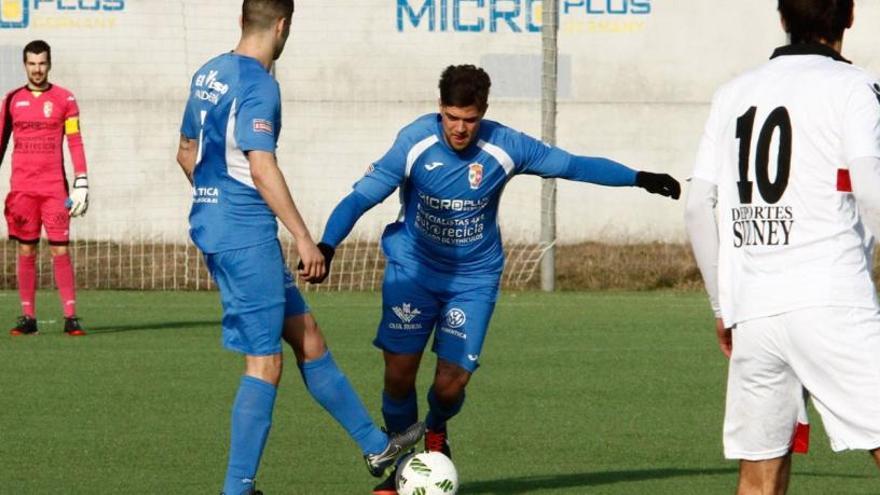 El Villaralbo salva un punto en el vendaval (1-1)