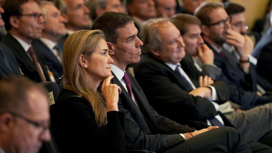 Санчес запускает стратегию для электрических автомобилей