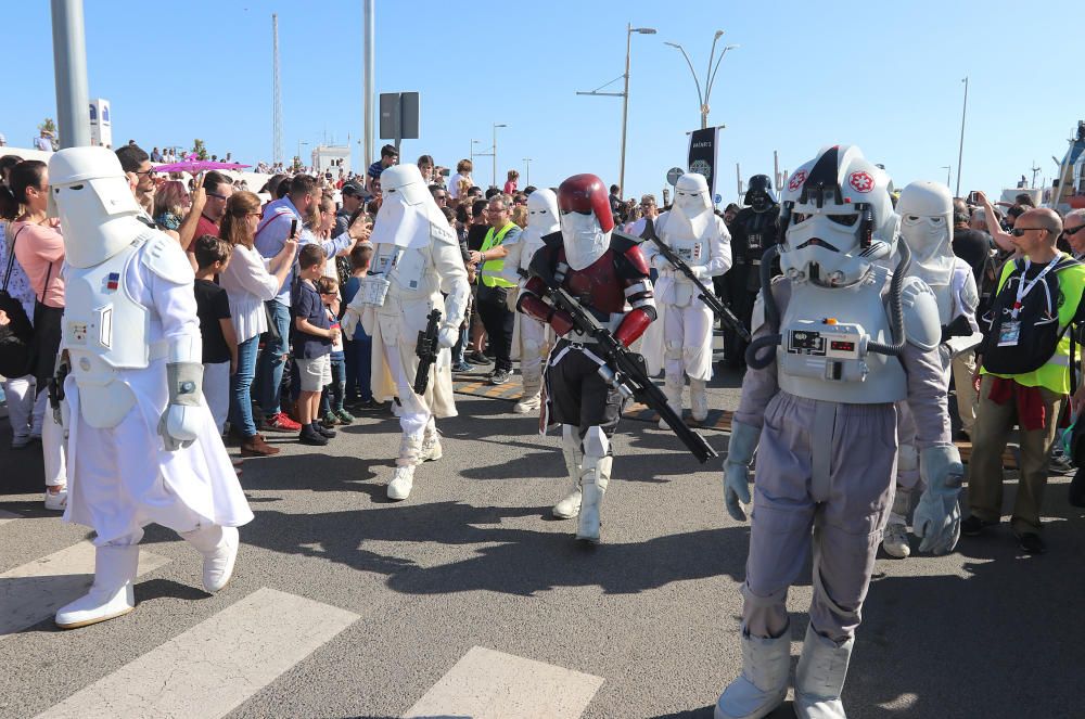 Tercer desfile de la Legión 501 por Málaga