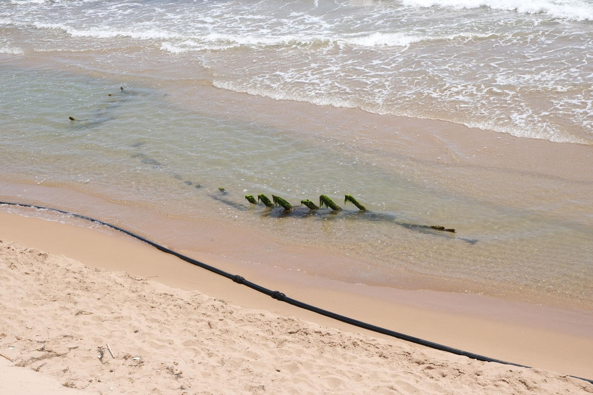 El mar engulle a La Marina