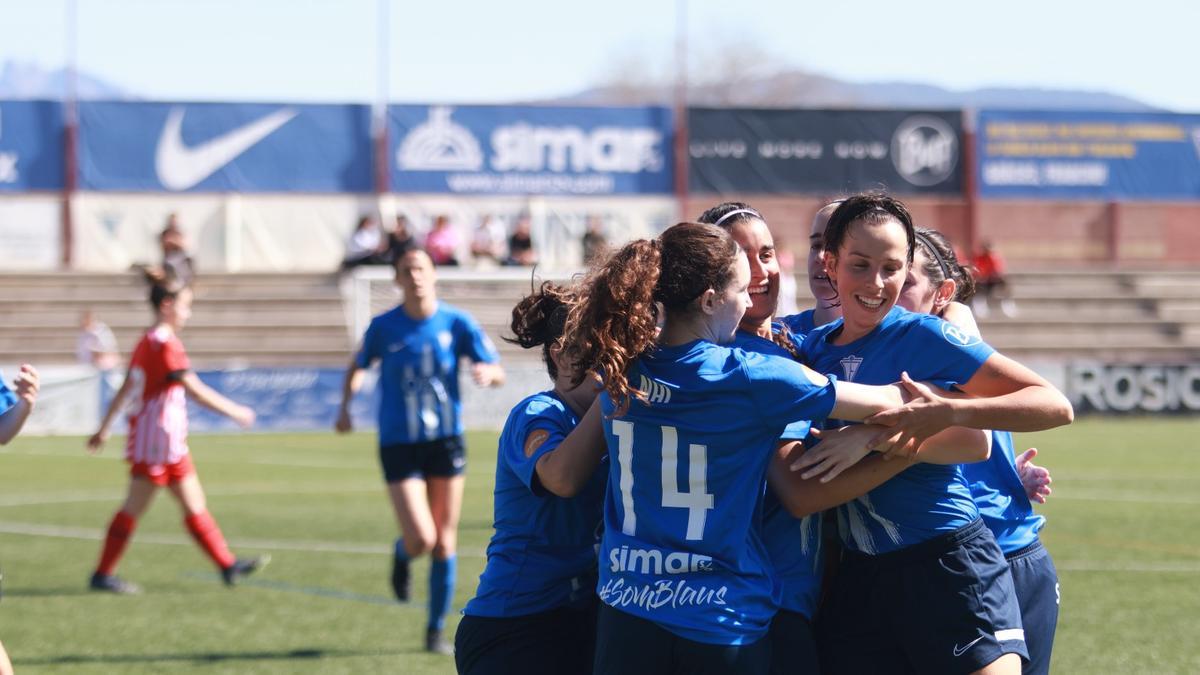 Les blaves caminen amb pas ferm cap a l'ascens