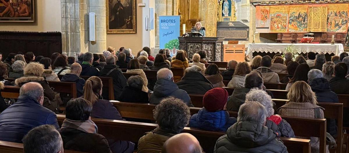 Los vecinos participaron en la procesión.