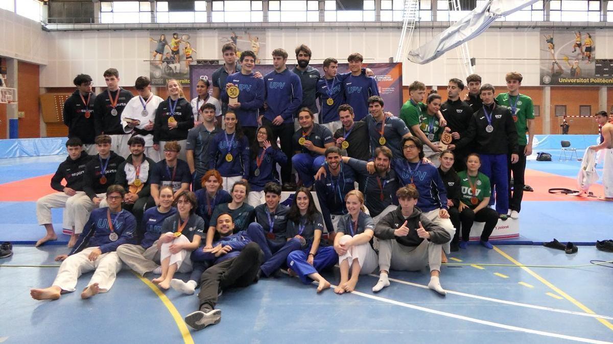 La UPV se proclama campeona autonómica universitaria de judo.