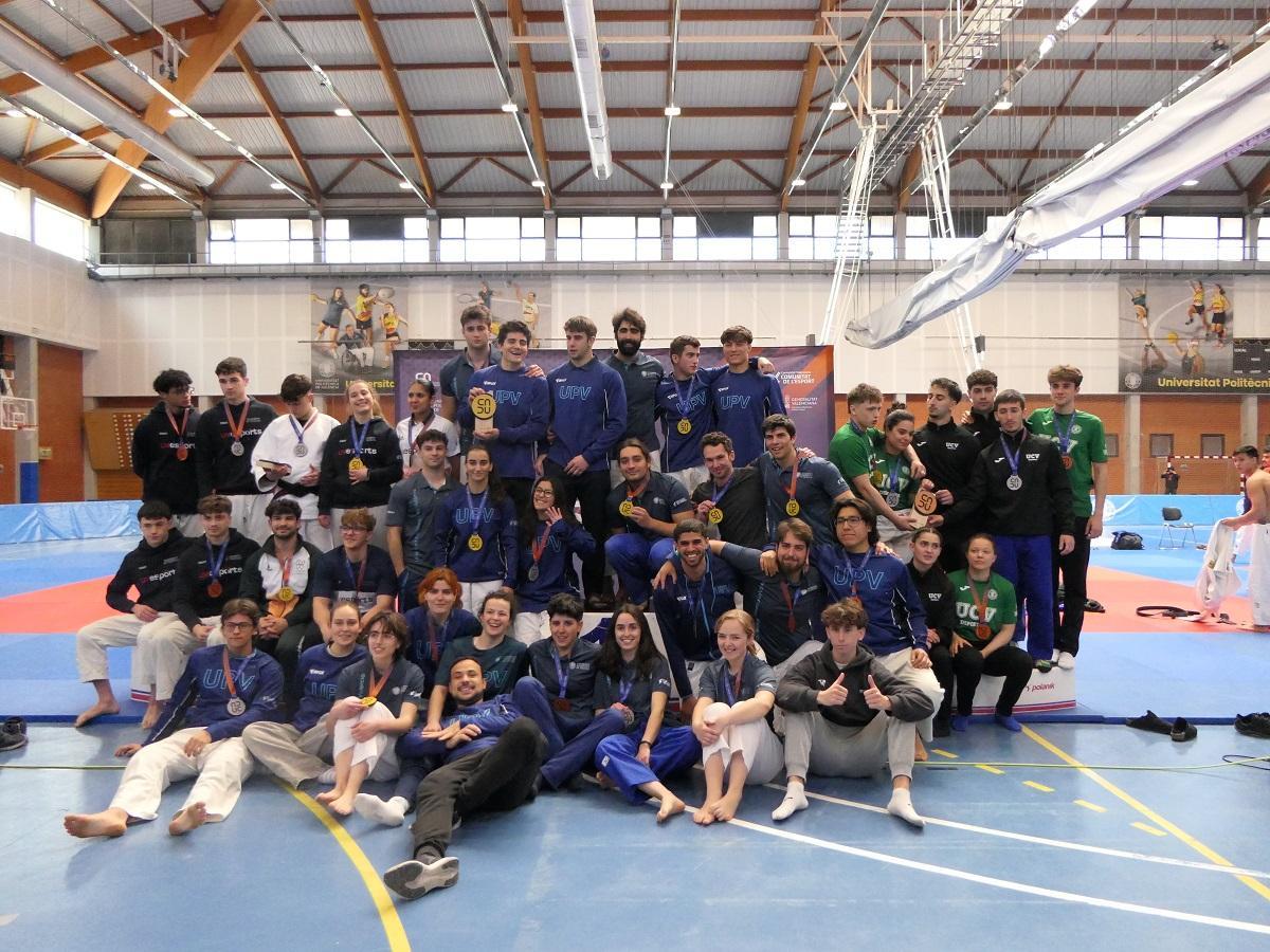 La UPV se proclama campeona autonómica universitaria de judo.