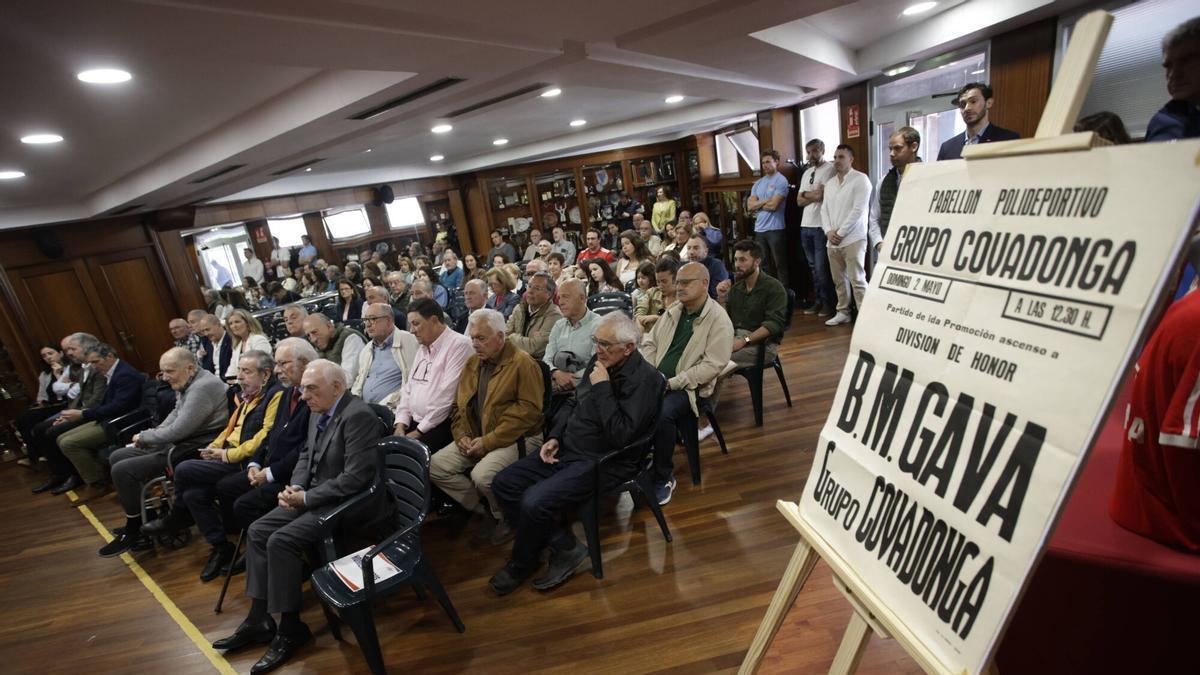 Acto conmemorativo del 50 aniversario del ascenso a División de Honor del equipo de balonmano