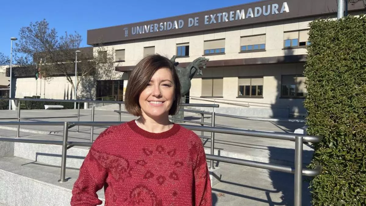 Maribel García: «El gran problema de Extremadura es el Gobierno PP-Vox»