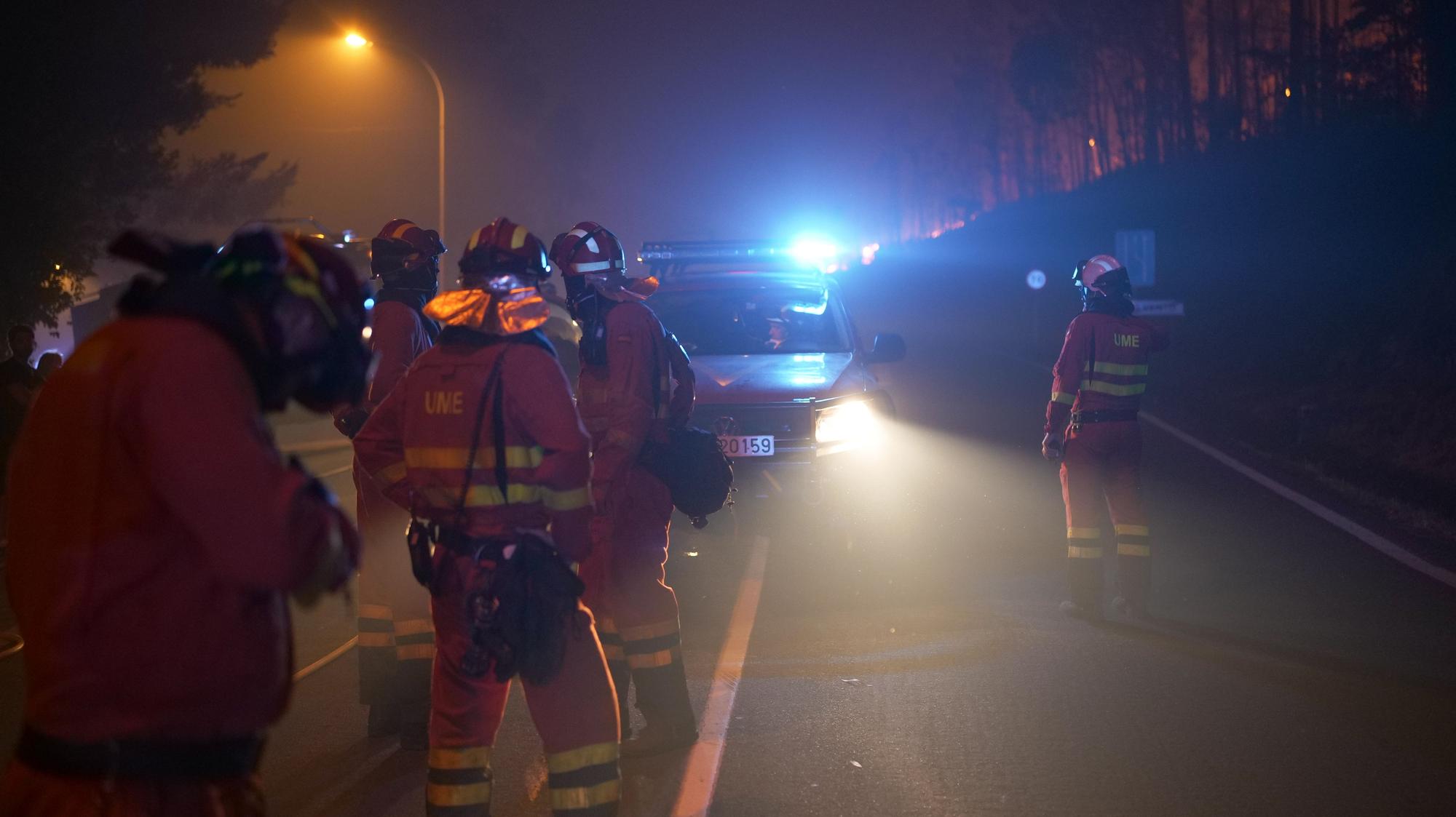 Incendios en Galicia: Vilagarcía y su comarca luchan contra el fuego