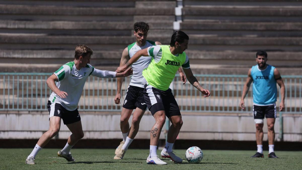 Córdoba CF-Albacete: altas, bajas y posibles alineaciones para el partido en El Arcángel