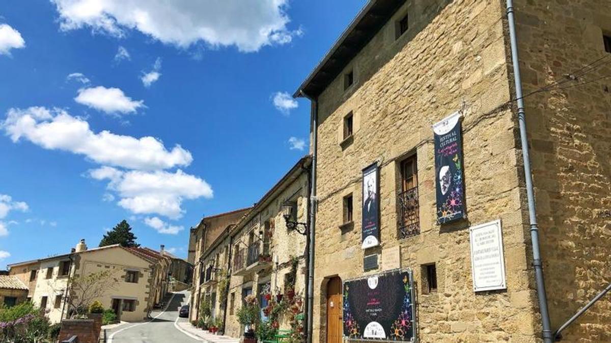 Petilla de Aragón, 'islote' de la Comunidad Foral de Navarra en el corazón de las Cinco Villas