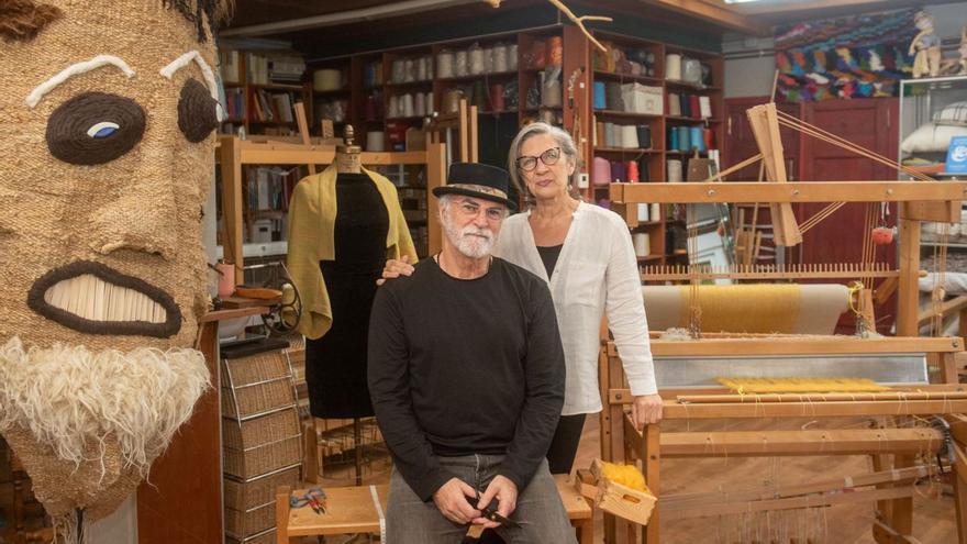 Belategui Regueiro, marca de artesanía de Cambre: «O tecido é para nós unha forma de vida»