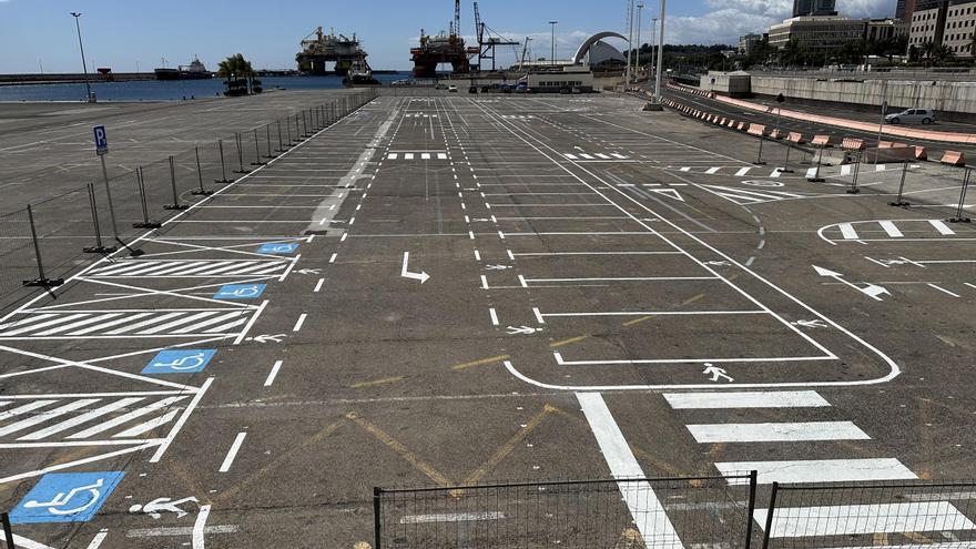 Santa Cruz reabre el aparcamiento gratuito de la explanada del Puerto
