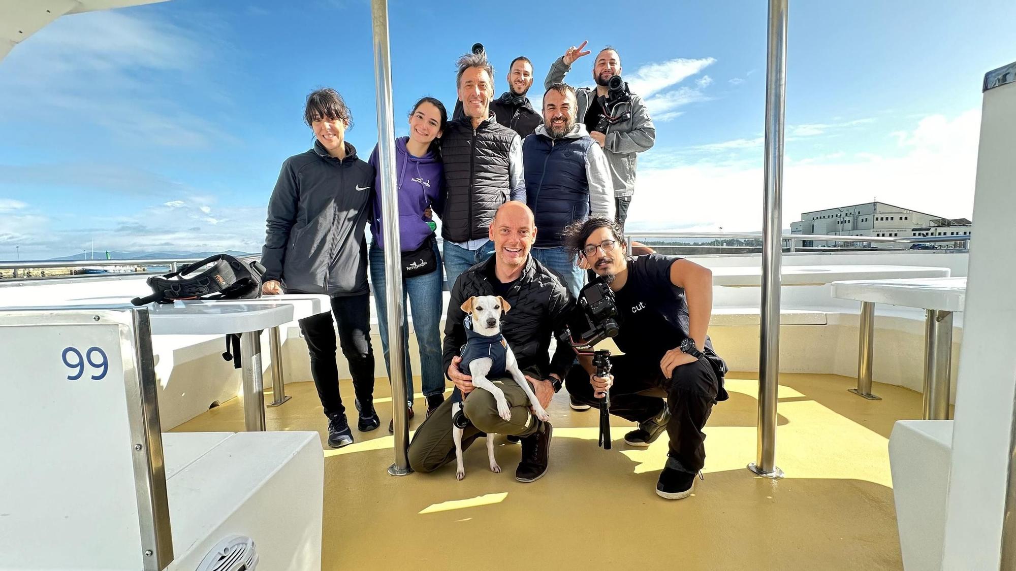 Así disfruta  de las Rías Baixas el perro "influencer" Pipper