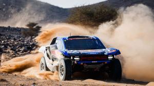 Cop d’autoritat de Roma i Sainz, que ja lideren el Dakar