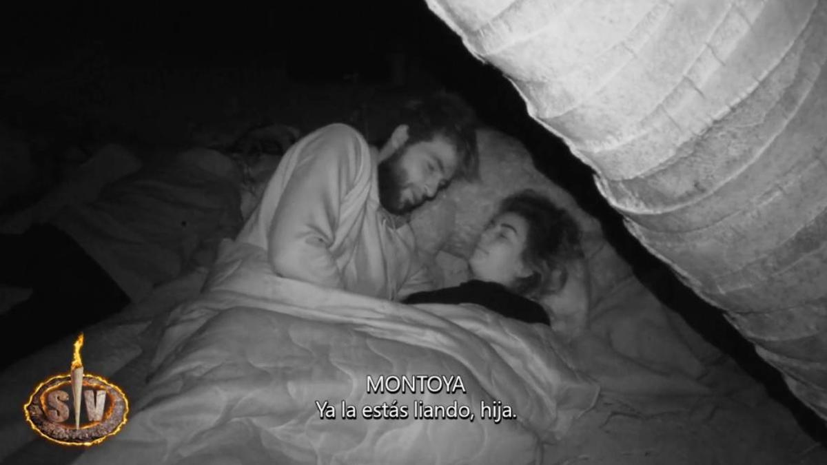 La noche de pasión de Anita y Montoya en 'Supervivientes' con la que sellan su reconciliación ¿definitiva?