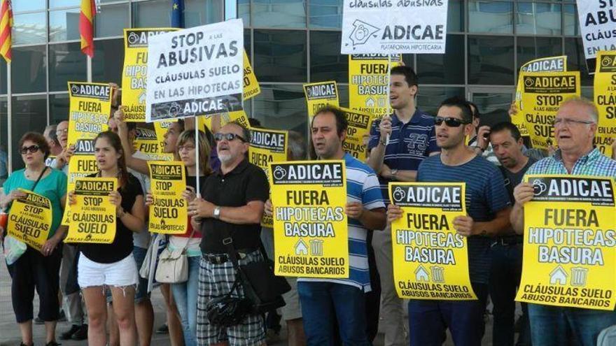 La Justicia tiene pendientes 5.792 pleitos contra la banca en Aragón