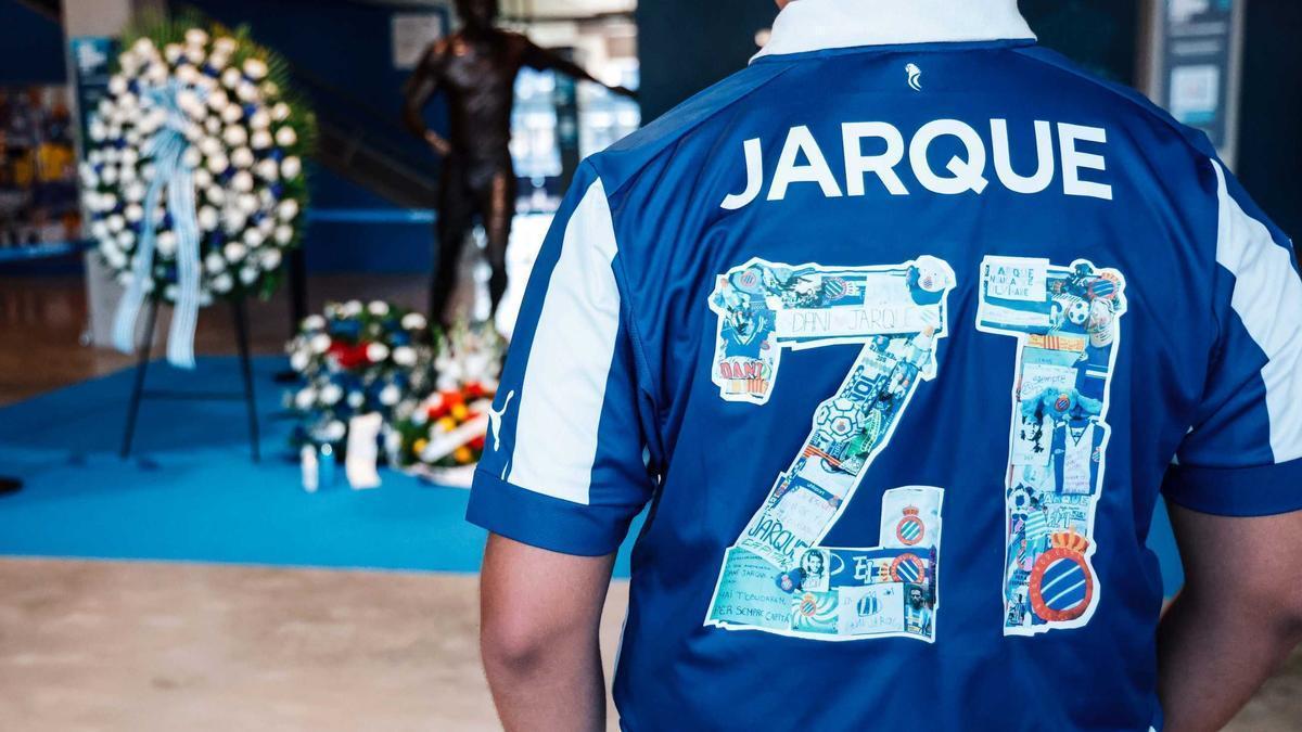 Homenaje a Dani Jarque, este martes en el Stage Front Stadium.