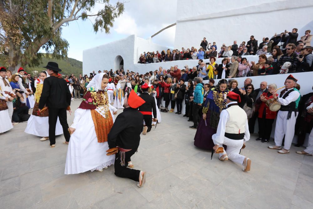 Santa Eulària celebra su día grande